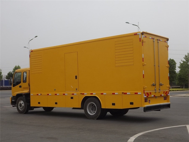 平阴发电车出租- 柴油发电机油箱怎么清洗