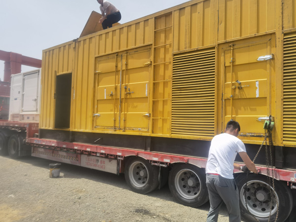 平阴除了负载情况和发动机维护，还有哪些因素会影响 200kw 柴油发电机的油耗？