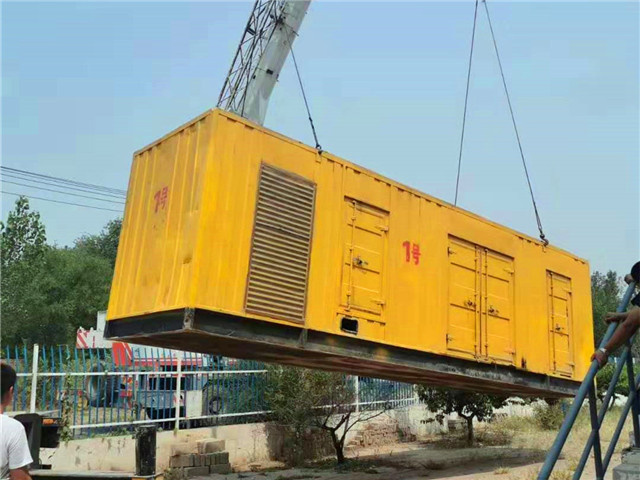 平阴300KW柴油发电机组油耗是多少？