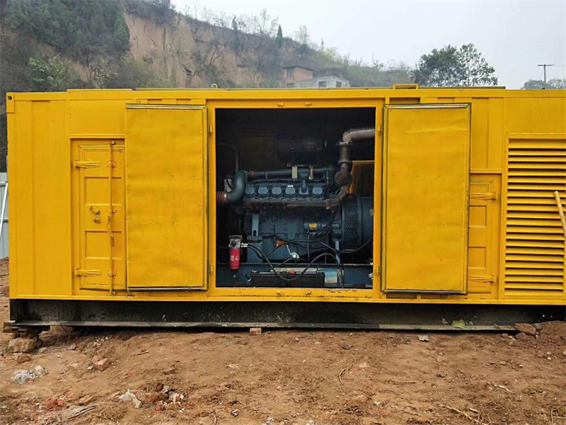 平阴发电机租赁冷却液的沸点降低到多少时需要更换