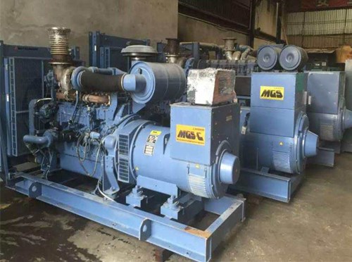 平阴柴油发电机如何测试电流大小？