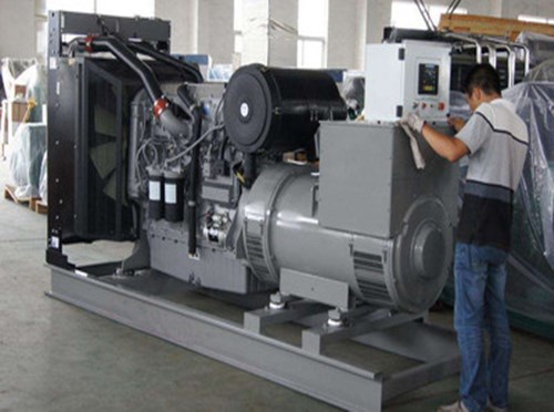 平阴柴油发电机组和储能设备配合使用的案例